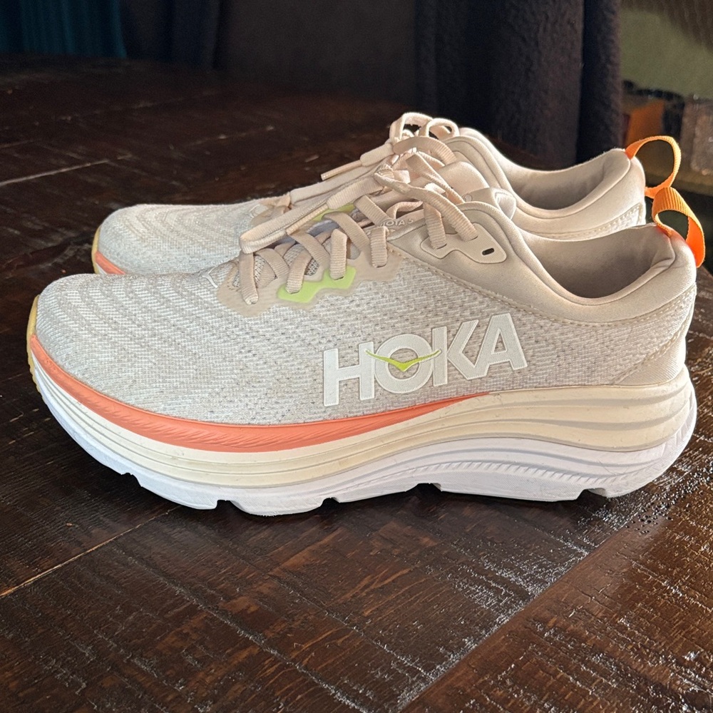 Hoka Gaviota 5 Women's Beige and Coral Athletic Shoes 10 wide. EUC!Worn once.